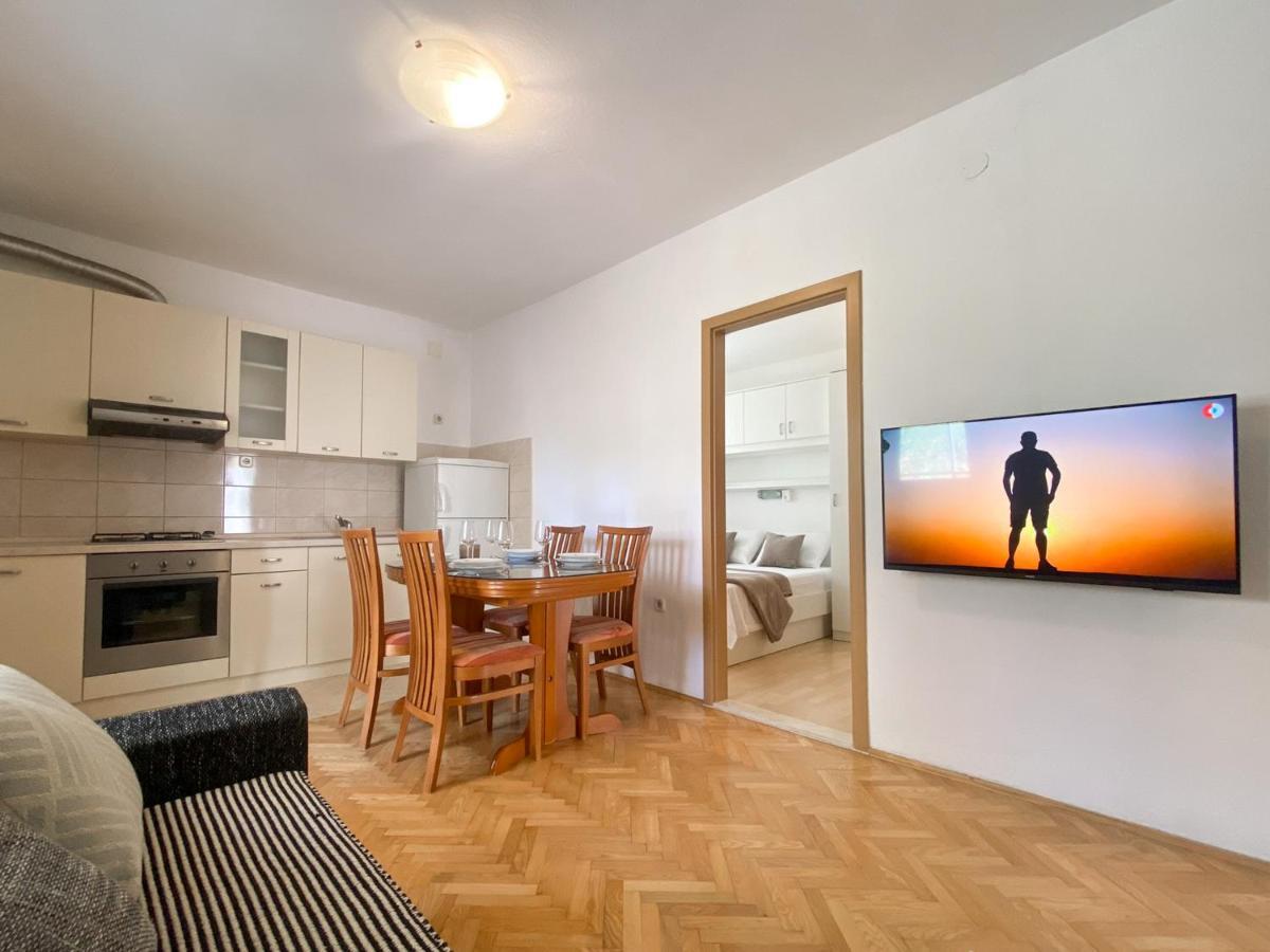 Apartments Paladin Makarska Exterior foto