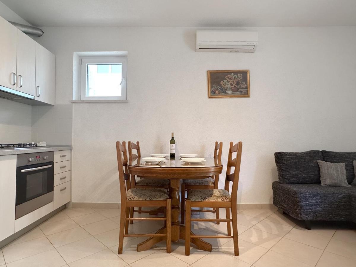 Apartments Paladin Makarska Exterior foto